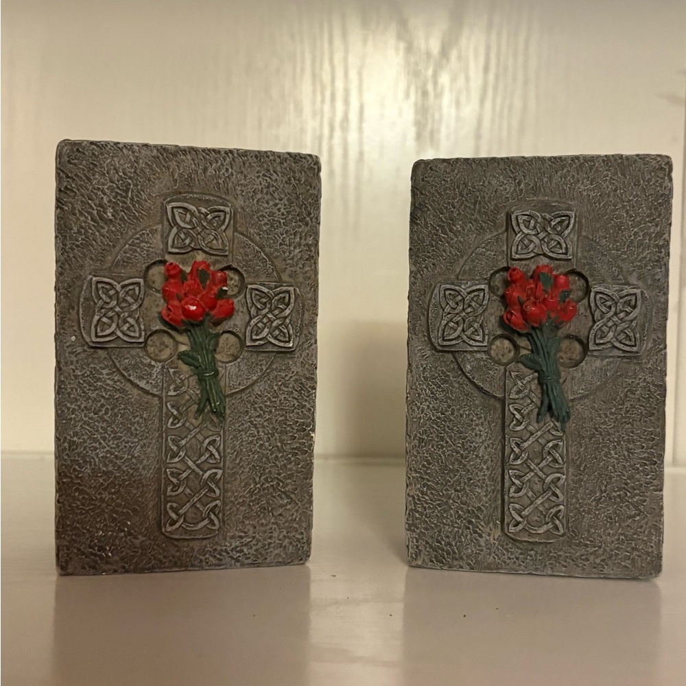 Celtic Cross Stone Plaques with Red Flowers